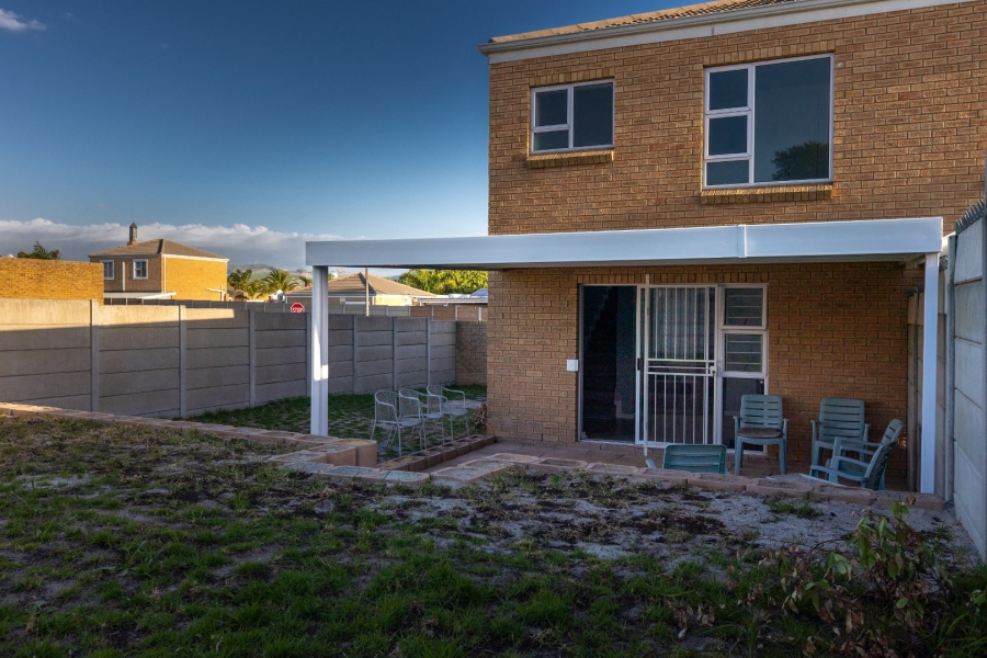 2 Bedroom Property for Sale in Brackenfell South Western Cape